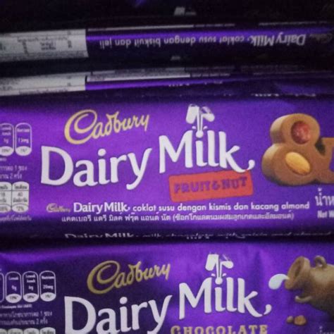 Jual Cadbury Dairy Milk Cashew Dan Blackfores Gr Shopee Indonesia