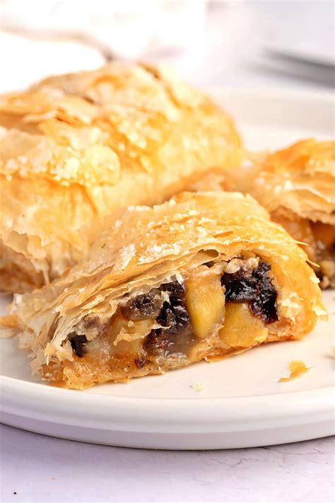 Easy Apple Strudel Recipe Insanely Good