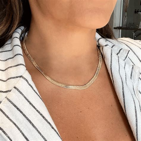 Choker Malha Estruturada Banhada A Ouro K Dourado