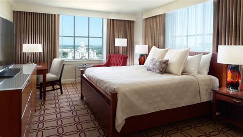 Rooms & Suites at Omni Providence Hotel | Providence, RI Hotels