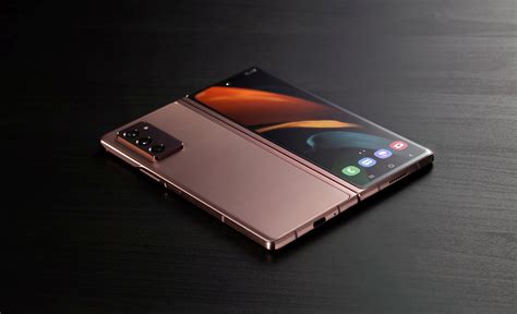 屏幕更大三星发布折叠手机Galaxy Z Fold 2 SoyaCincau