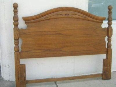 Queen Headboard: Queen Medium Oak ... • Psw