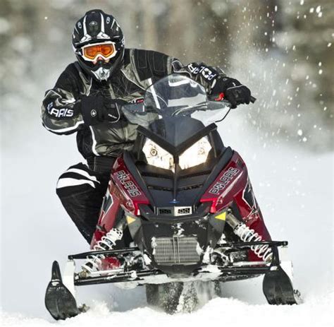 Polaris 600 Rush Pro R Snowgoer