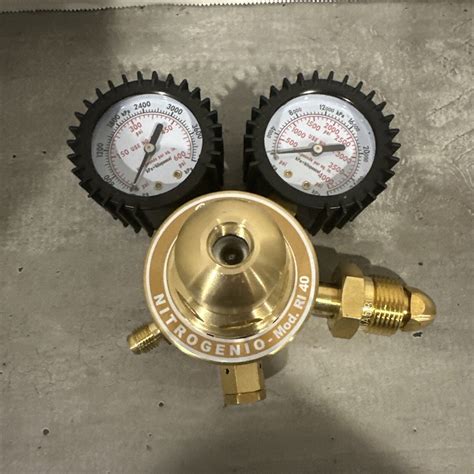 Betooll Nitrogen Regulator With Psi Delivery Pressure Equipment