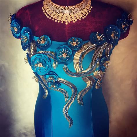 Pin By So Neam On Sonam Design Embroidery Neck Designs Couture