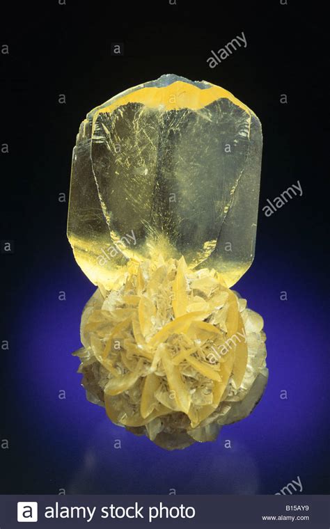 Mineral Displays Hi Res Stock Photography And Images Alamy