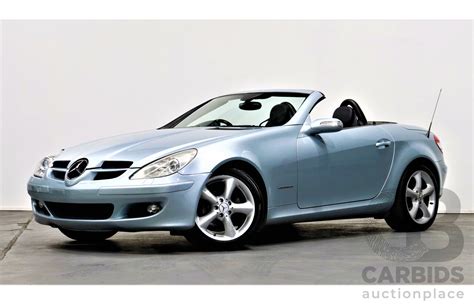 2008 Silver Mercedes SLK 200 Kompressor Auto Vehicular 45 OFF