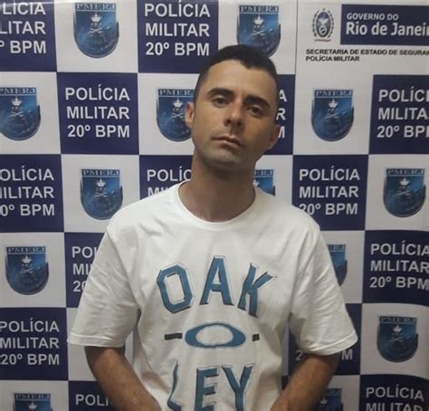 Pm Prende Suspeito De Chefiar Mil Cia Em Nova Igua U Baixada