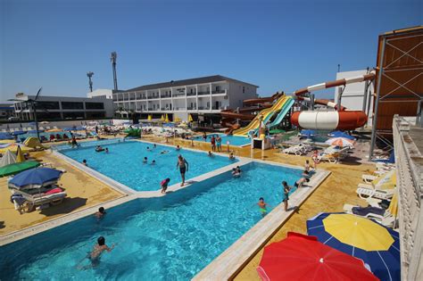 Karasu Aqua Park Otel Karasu Da Tatil Otelinin Tek Adresi