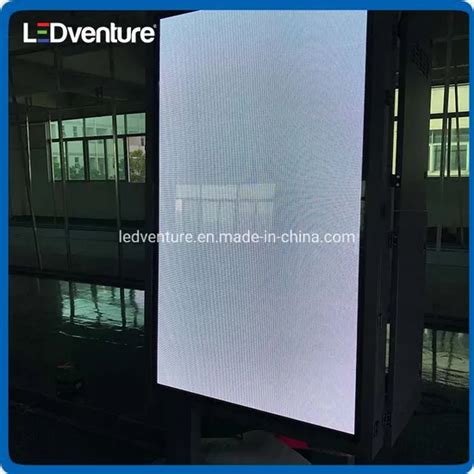 High Brightness P5 Outdoor LED Street Light Box Advertising Display