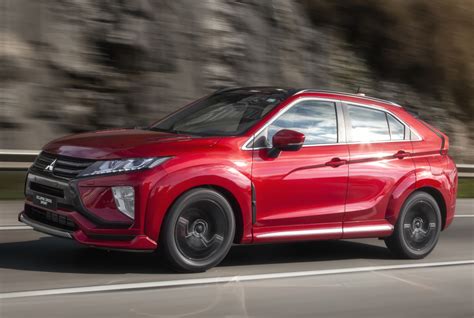 2016 Mitsubishi Eclipse Cross Page 3