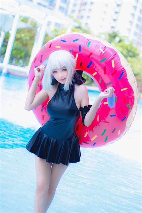 Kitkat Cosplay 9 Saber Alter Swimsuit 7 Mitaku