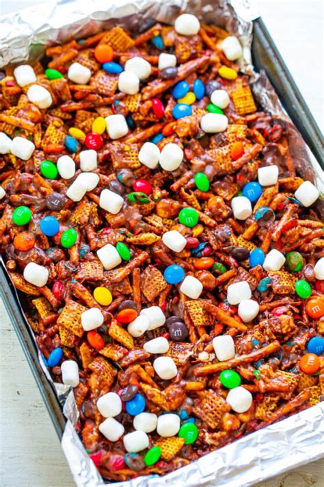 6 Ingredient Chocolate Peanut Butter Chex Bars Averie Cooks