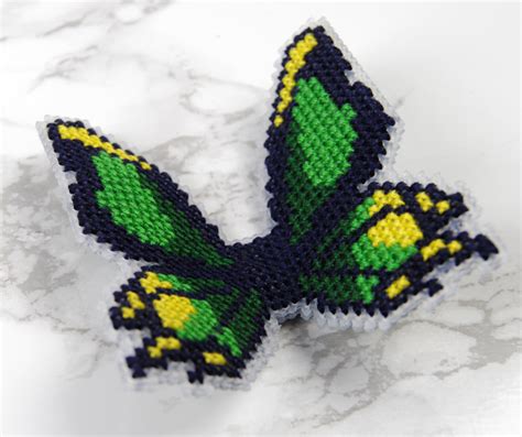 3D Plastic Canvas Poseable Cross Stitch Butterfly Tutorial Sirithre