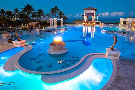 Exuma Hotels: Unveiling Luxury and Unforgettable Experiences