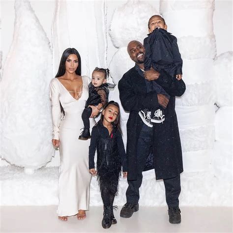 Kim Kardashian Y Kanye West Esperan Un Cuarto Hijo A Través De Un Vientre Subrogado Infobae