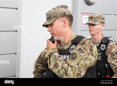 U S Soldiers From 29th Military Police Company Conduct Mass Casualty