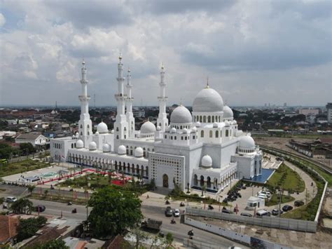 Salat Tarawih Di Masjid Sheikh Zayed Solo Ini Tips Yang Harus