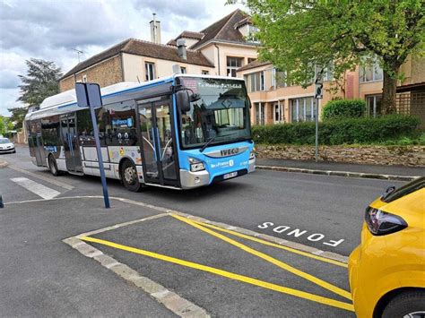 Ligne O Est Pass E La Vingtaine De Bus Qui Circulaient Chaque