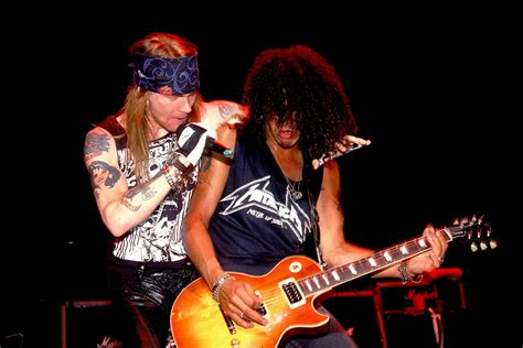 Rock Fm Videoclipul It S So Easy Al Guns N Roses Este Disponibil