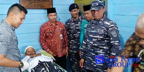 HUT TNI Ke 73 Lanal Tarempa Gelar SUNATAN MASSAL Sijori Kepri