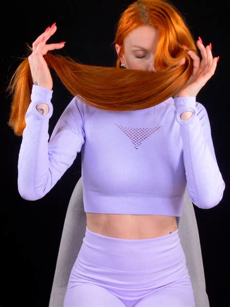 VIDEO Ultra Long Blonde Hair Play In The Garden