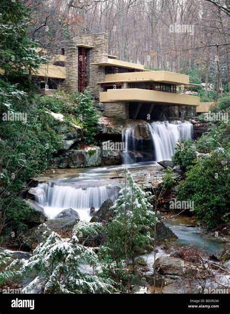 67+ Impressive fallingwater sunken living room For Every Budget