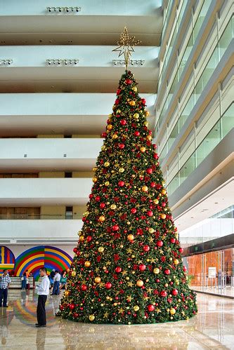 Marina Bay Sands Decorations At The Hotel Lobby Of Marina Flickr