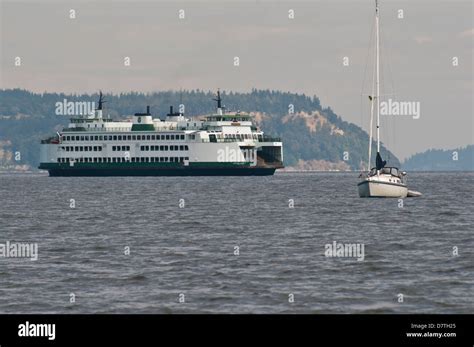 Mukilteo Ferry Terminal Hi Res Stock Photography And Images Alamy