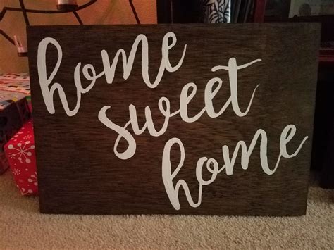Monkey See Monkey DIY: A Very Merry DIY Christmas: Hand Lettered Wood Signs