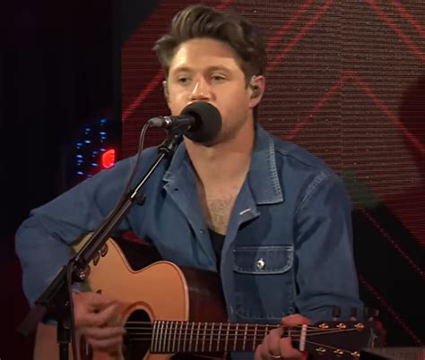 Niall Horan Performs On The Bbc Radio Live Lounge Beautifulballad