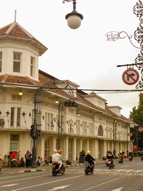 by gehu on bandung | Bandung, Street, Kota