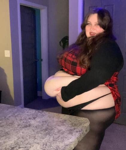 Belly Flop Belly Play Video Clips Curvy Bbw Curvage