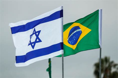 Jair Bolsonaro Faz Primeira Visita A Israel Fotos De Bandeiras