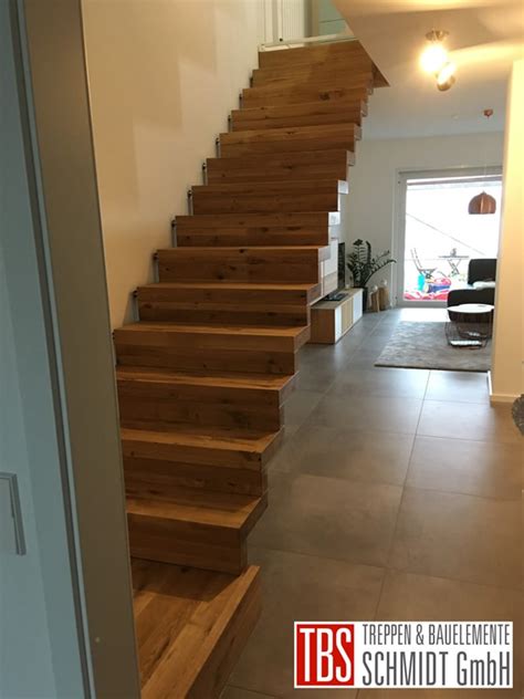 Eintrittspodest Faltwerktreppe Muehlacker TBS SCHMIDT GMBH