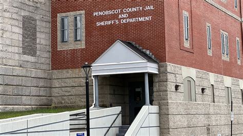 Penobscot County Jail inmate dies following 'life-threatening situation'