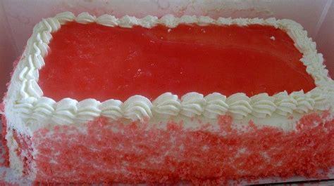 Guava Cake From Deelite Bakery I Must Have This Everytime I Visit