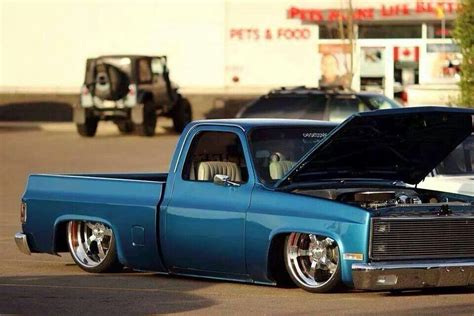 Beautiful Lowered C10 Lowered C10 87 Chevy Truck Bagged Trucks C10