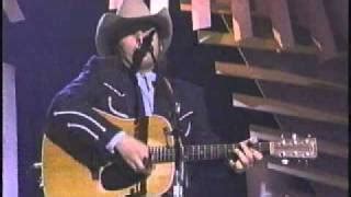 Pocket Of A Clown Von Dwight Yoakam Laut De Song