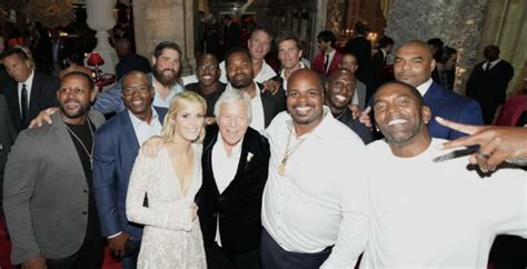 Tom Brady Shows Up Solo To Robert Kraft's Star-Studded Wedding | OutKick