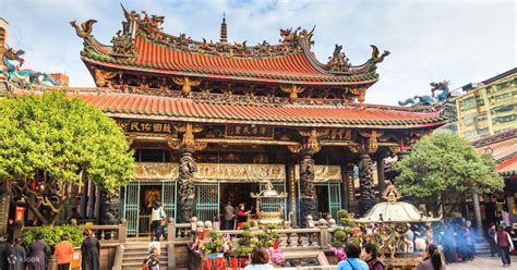 Longshan Temple Walking Tour In Taipei Klook Philippines