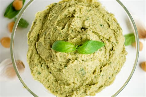 Pesto Hummus Fooduzzi