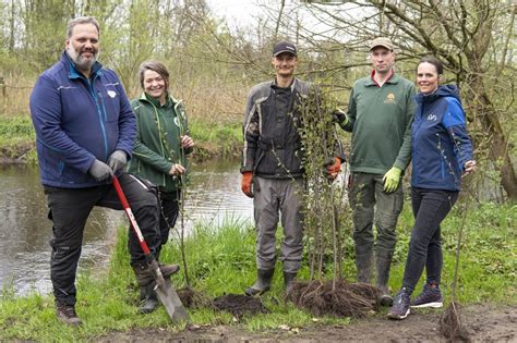 B Ume Der M Glichmacher Wald Aktion Der Svo Im Wildpark M Den Gepflanzt