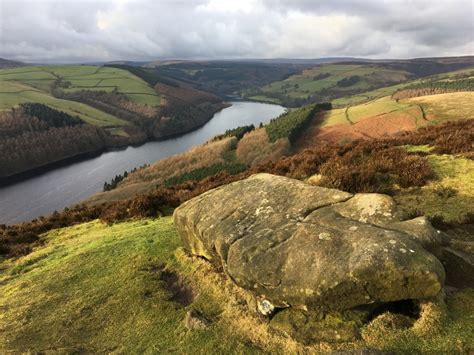 Derwent Edge Walk Derbyshire England B74