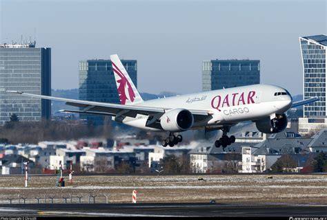 A Bfg Qatar Airways Cargo Boeing Fdz Photo By Chris Jilli Id