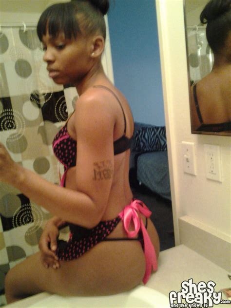 She Will Let You Fuck ShesFreaky