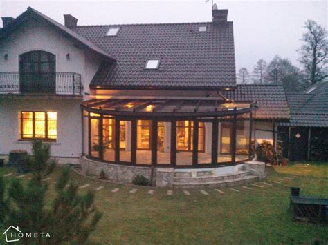 Okrągły ogród zimowy pół okrąg Taras Balkon Inspiracje