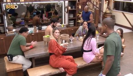 VÍDEO após Big Fone tocar Davi e Yasmin Brunet discutem no BBB