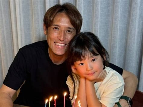 元日本代表のイケメンサッカー選手、8歳誕生日を迎えた娘との顔出しツーショット公開！ 祝福の声多数 ライブドアニュース