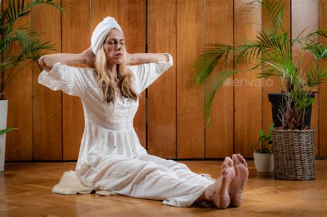 Preparing To Meditate Ksepana Mudra Kundalini Yoga Stock Photo By